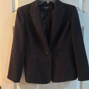 Women’s structured  NAVY blazer